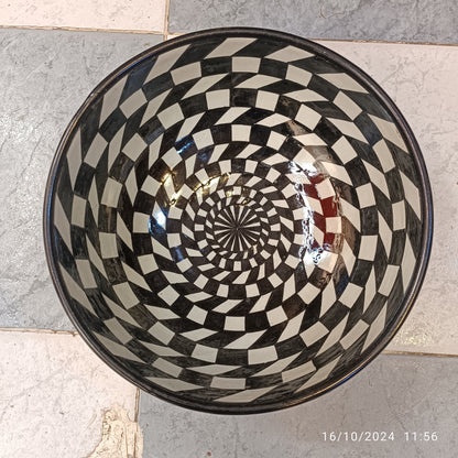 Handmade Moroccan Ceramic Decorative bowl – black & White