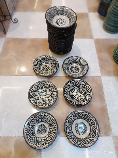 Set of 6 Moroccan Ceramic Bowls – Hand-Painted Berber Design, 20 cm (7.9")