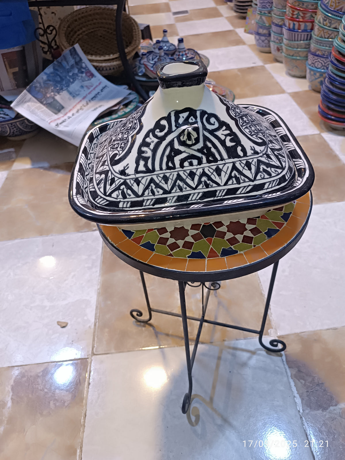 Square Black Moroccan Tagine – Ceramic Cooking Pot 24 × 29 cm