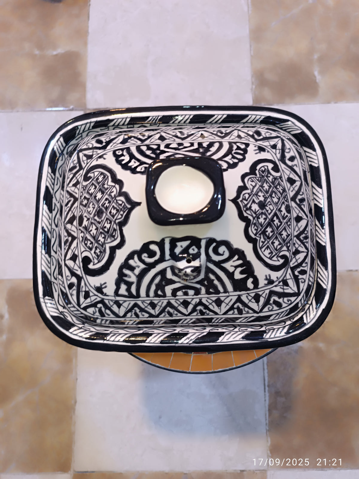 Square Black Moroccan Tagine – Ceramic Cooking Pot 24 × 29 cm